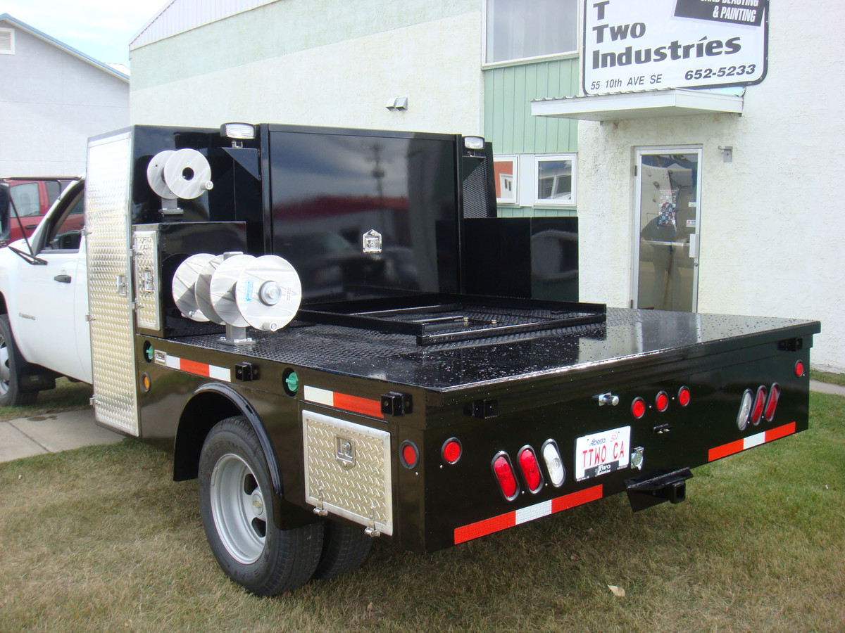 Image 034 - Service Decks 