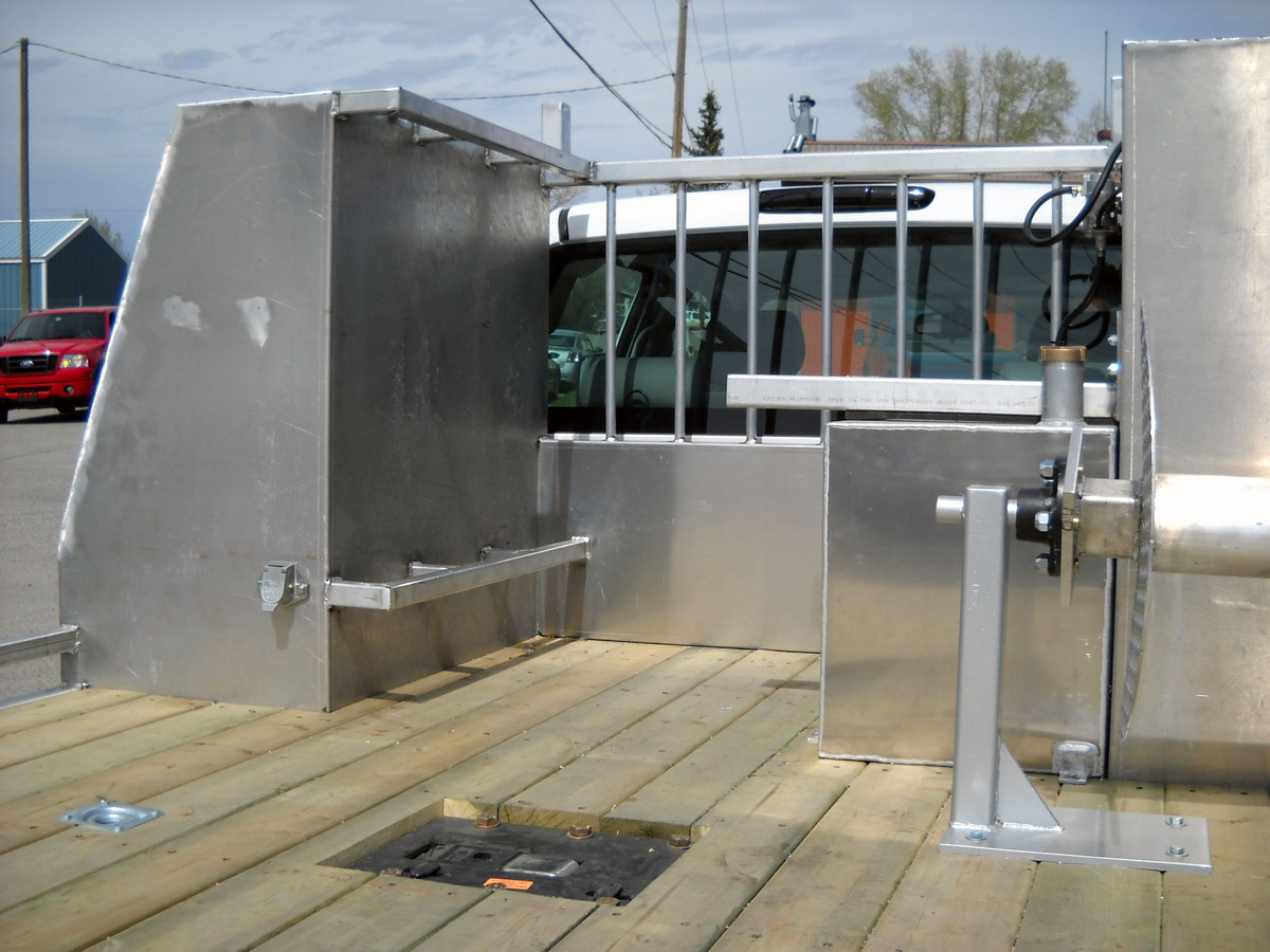 Image 022 - Aluminum Decks 