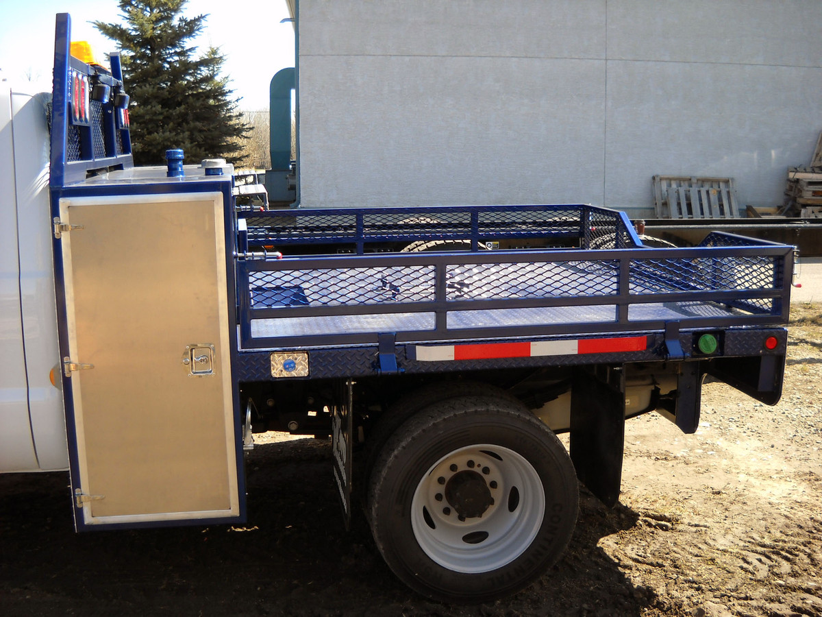 Image 025 - Service Decks 