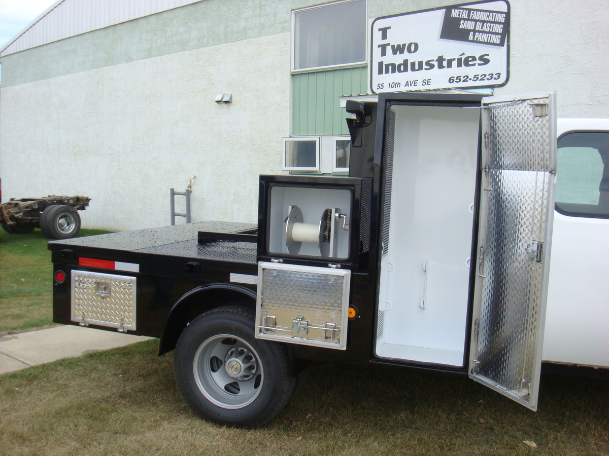 Image 031 - Service Decks 