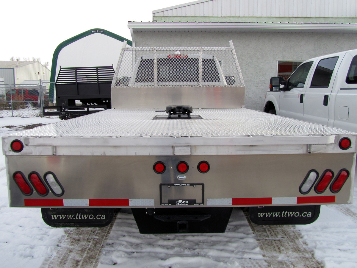 Image 024 - Aluminum Decks 